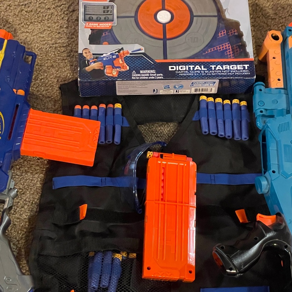 Nerf Blue and Orange Playsets - Picture 2 of 5
